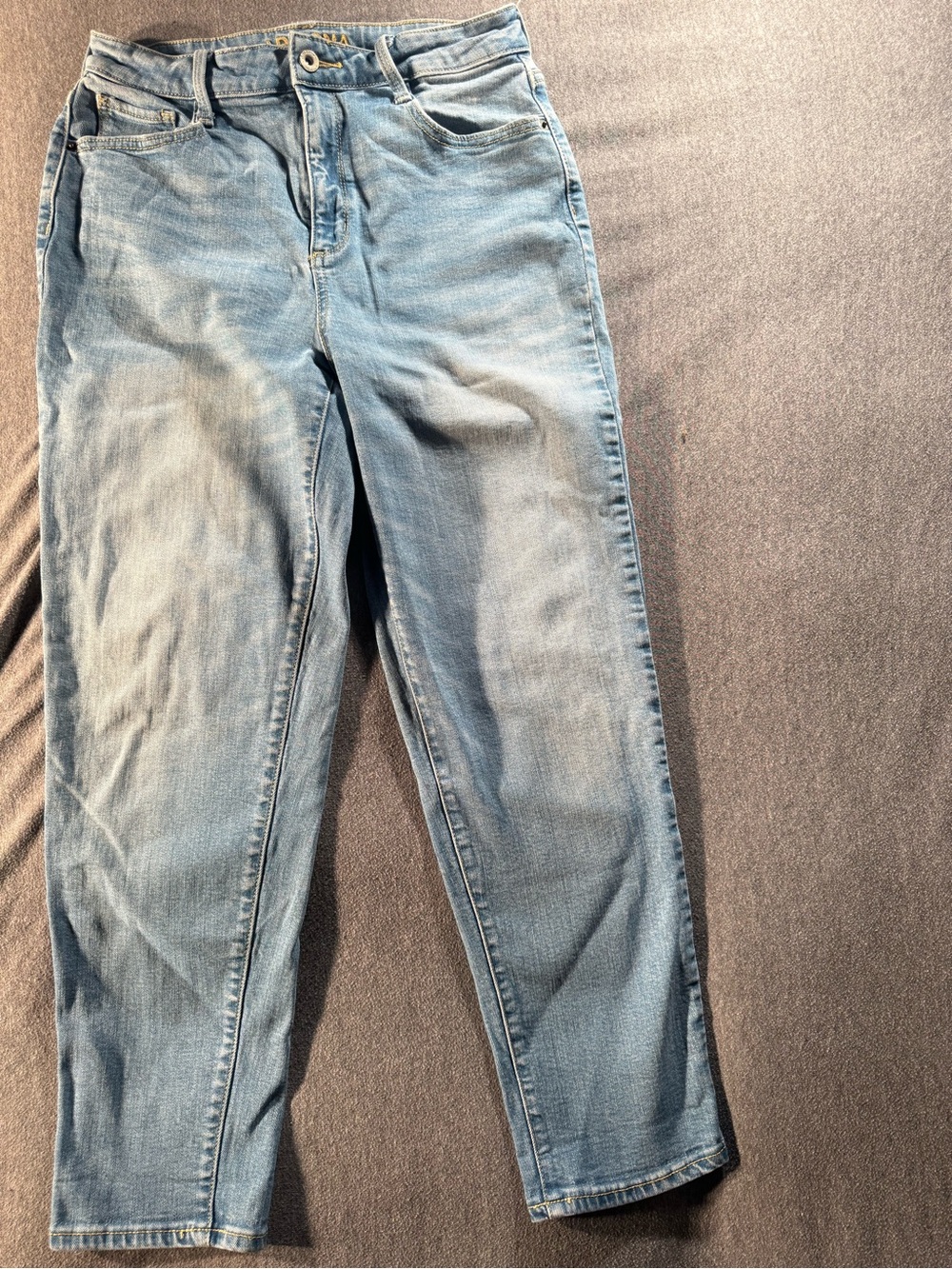 Arizona Jean Co. Size 7 Medium Wash Stretch Jeans | Comfortable Everyday Denim